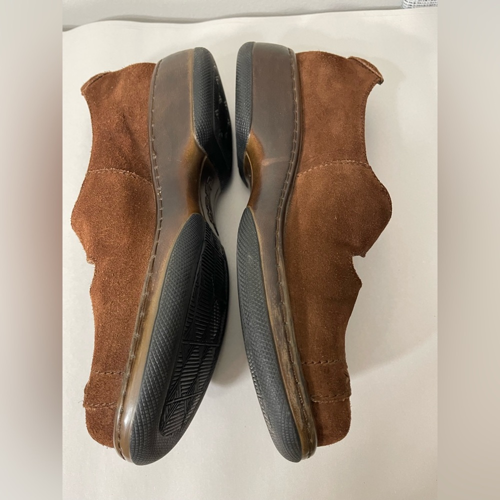 Dansko Fran Suede Mary Janes in Brown Suede Sz 38 Platform Comfortable - Picture 3 of 6